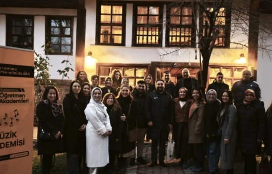 Müzik Akademisi Devam Ediyor