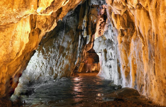 O Mağara Ziyarete Kapandı