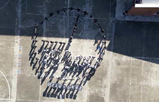 Ortaokul öğrencilerinden Koreografi