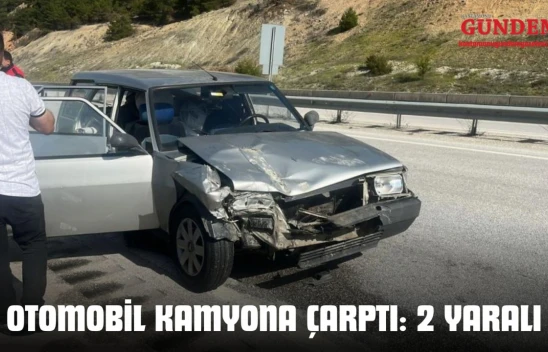 Otomobil Kamyona Çarptı: 2 Yaralı