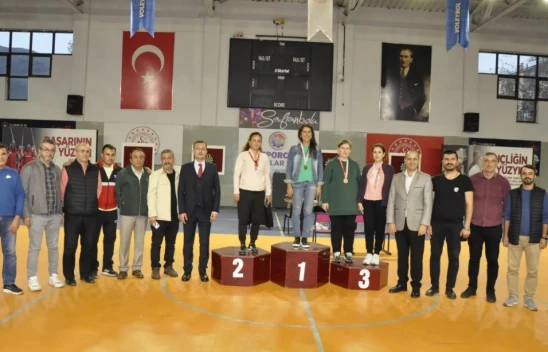 Safranbolu'da Dart Turnuvası Düzenlendi