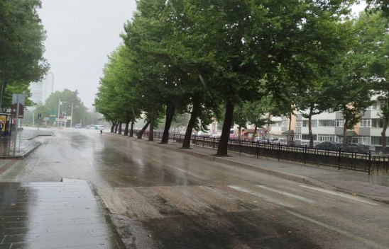 Sağanak Yağış Etkili Oluyor