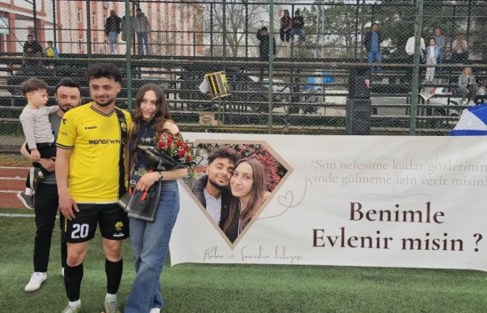 Şampiyonluk Maçında Evlilik Teklifi