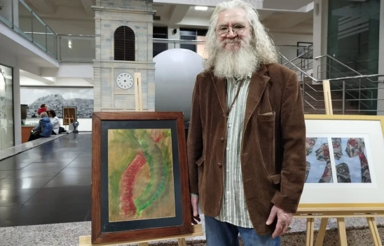 Sanatıyla Cumhuriyet Sergisi'nde Destek Verdi