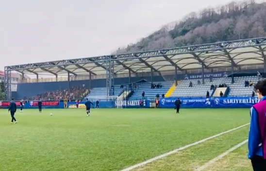 Sarıyerspor Deplasmanında Kastamonuspor Taraftarından Dikkat Çeken Pankart!