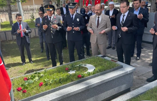 Şehit Polis Erhan Yüksel, Kabri Başında Anıldı