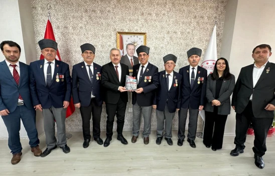 Şehit Yakınları Ve Gazilerden Anlamlı Ziyaret