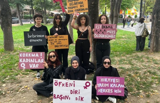 Şiddetsiz Toplum İçin Yürüdüler