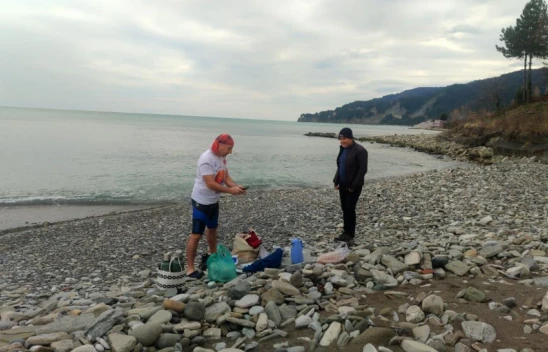 Şifa Bulmak İçin Denize Girdi