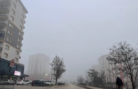 Sürücüler Dikkat: Kastamonu'da Yoğun Sis Etkili Oluyor!