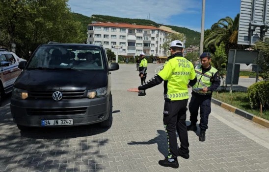 Sürücüler Tek Tek Durduruldu