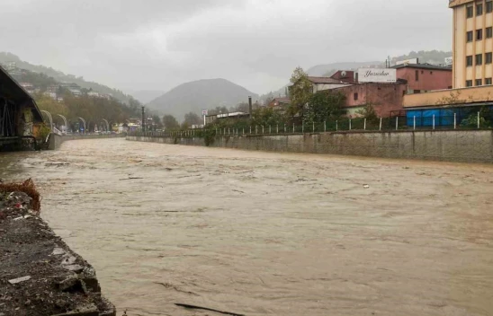 Zonguldak'ta Dere Kenarlarına Park Yasağı!