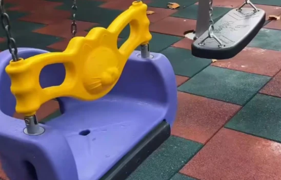 Tosya'da Birçok Noktaya Yeni Oyun Alanları Yapıldı