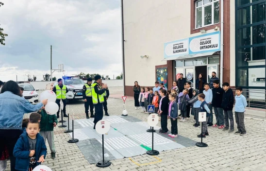 Trafik Eğitim Semineri Verildi