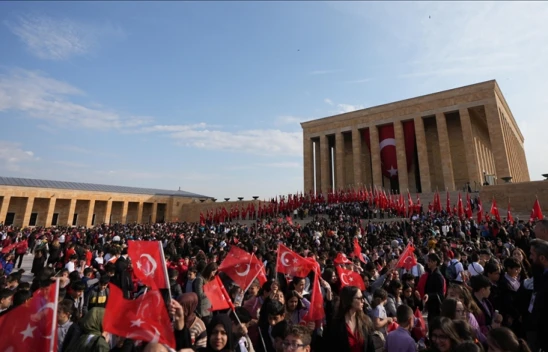 Tüm Yurtta 23 Nisan Coşkusu