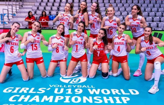 U19 Kız Milli Takımı 4'te 4 yaptı