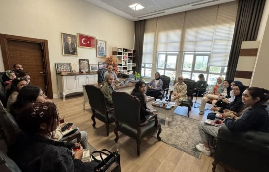 Üniversite Öğrencilerinin İlk Durağı Belediye Oldu