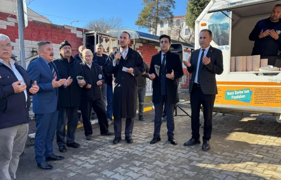 Vatandaşlara Kara Çorba İkram Edildi