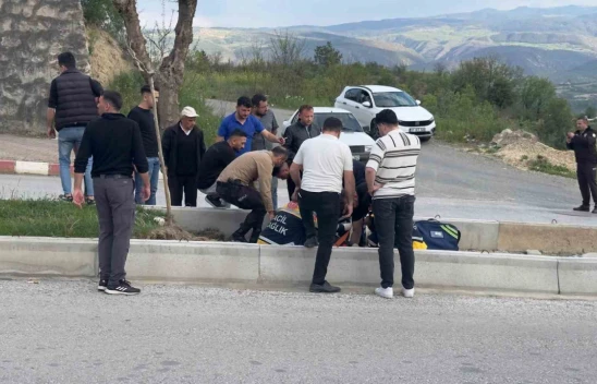 Kastamonu'da Motosiklet Refüje Çarptı: 1 Ağır Yaralı