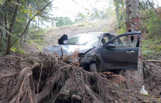 100 Metre Yükseklikten Uçuruma Uçtu, Yaralılar Var!