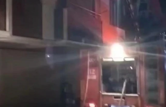 Yangın 3 Kişiyi Hastanelik Etti