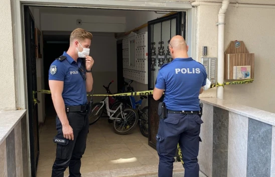 Yaşlı kadın evinde ölü bulundu