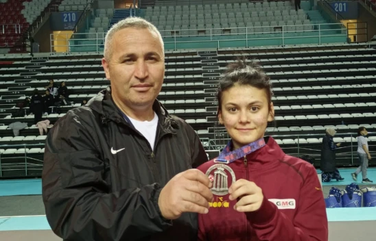 Yılmaz'dan Gümüş Madalya