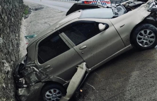 Yoğun Yağış Nedeniyle Trafik Kazası: 2 Yaralı