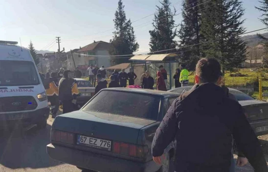 Zonguldak'ta İki Araç Çarpıştı: 3 Yaralı