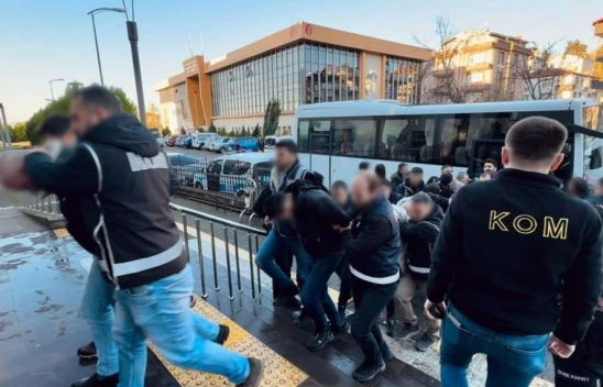 Tefeci Operasyonunda 8 Tutuklama