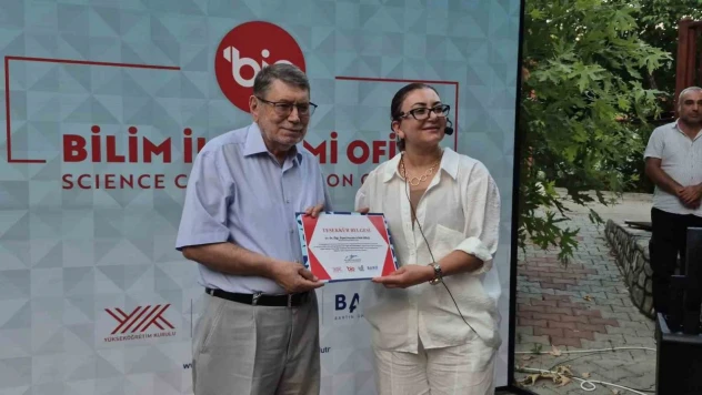 'Aşk Acısını Dindiren Şelale' Doğa Ve Bilimi Buluşturdu