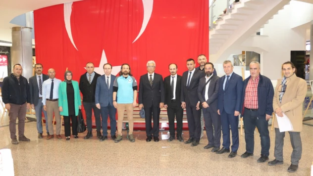 100 Yıldır Aynı Aşk ve Heyecanla