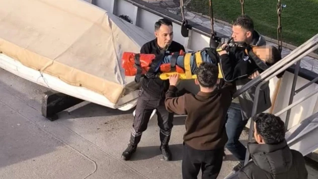 Müze Gemisinin Merdivenlerinden Çıkarken Yaralandı