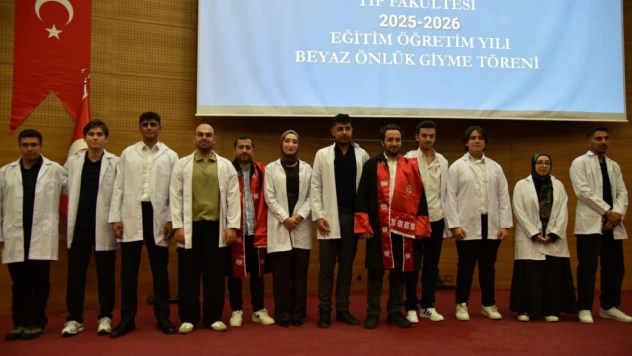 144 Öğrenci Beyaz Önlük Giydi