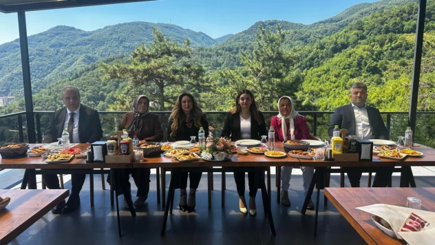 15 Temmuz İçin Kahvaltı Düzenlendi