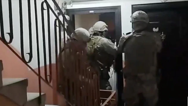 21 İldeki Operasyonlarda 96 Şüpheli Yakalandı