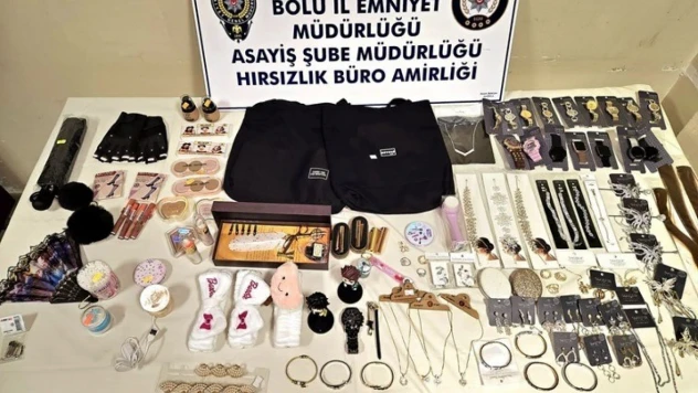3 İşyerinden Soygun Yapan 4 Hırsız Yakalandı