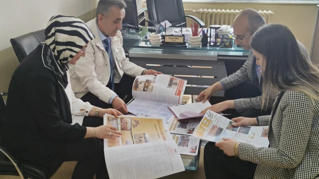 4 Yıldır Gazete Çıkarıyorlar