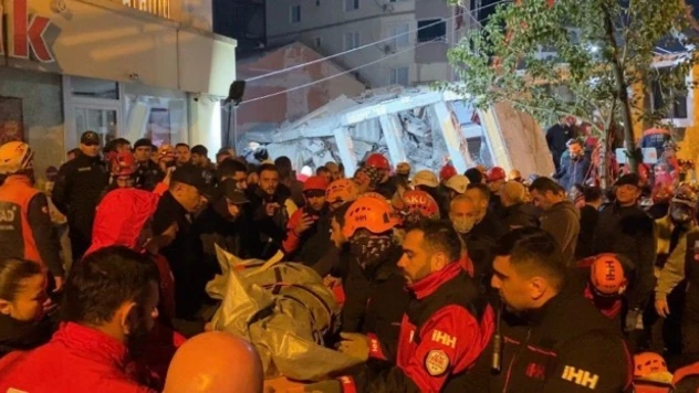 5 Kişilik Aileden 1'i Sağ Kurtarıldı