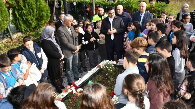 Şehit Recep Turan'ın Kabrine Anlamlı Ziyaret