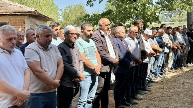 70 Yaşındaki Kişi Son Yolculuğuna Uğurlandı