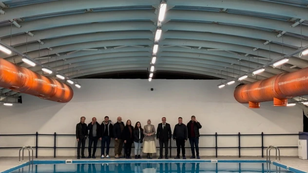 Abana'da Kapalı Yüzme Havuzu Açıldı