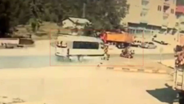 Abdipaşa'daki Kaza Güvenlik Kamerasında