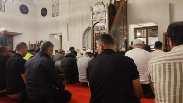 Aileler Gazze İçin Sabah Namazında Buluştu