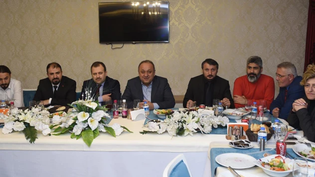 AK Parti 3 projeye odaklandı
