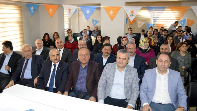AK Parti, üyelerine yönelik çalışma yürütüyor
