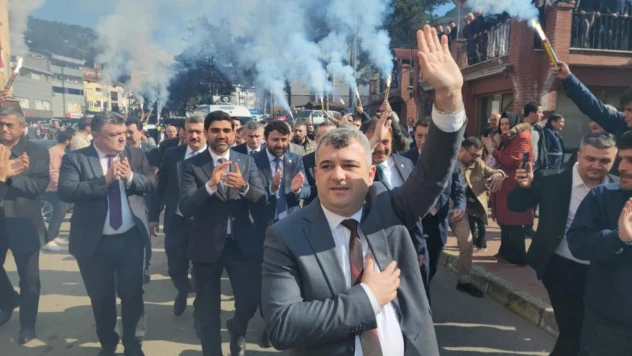 AK Parti Yenice'de Gövde Gösterisi Yaptı