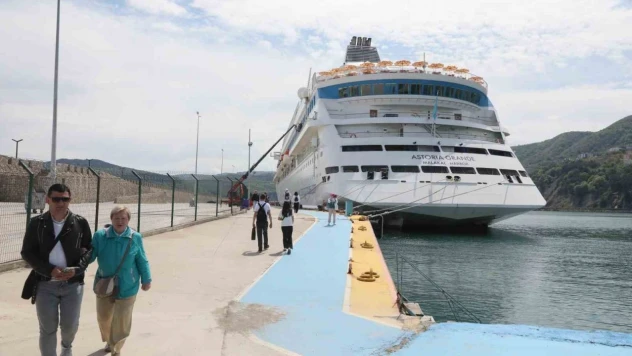 Amasra'ya Rusya'dan Gelen Turist Sayısı 86 Bin Kişiye Ulaştı