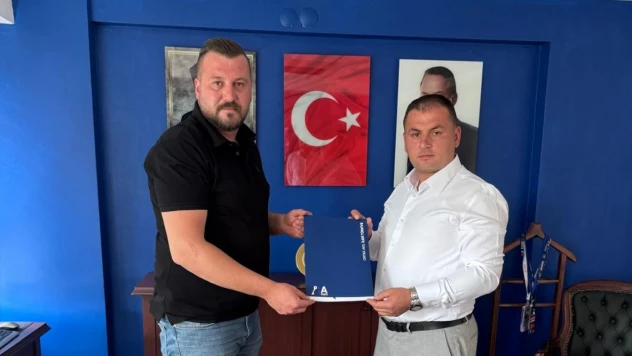 Anahtar Parti 2 İlçenin Başkanını Belirledi