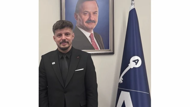 Anahtar Parti Merkez İlçe Başkanı Onur Tan Görevden Alındı